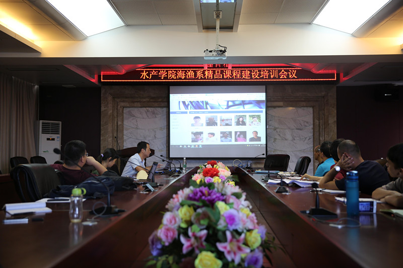 1LQ2A9643_副本.jpg 1LQ2A9643_副本.jpg