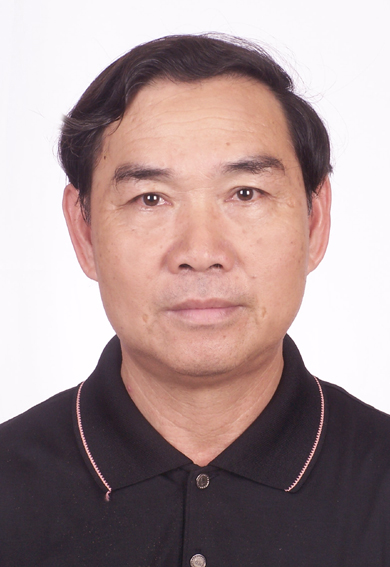 卢伙胜相片.jpg